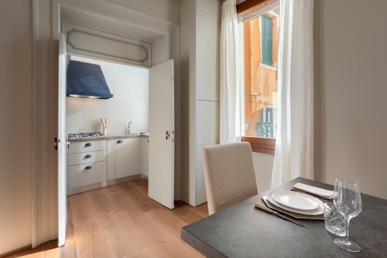 Bridge Of Sighs Luxurious Apartment Venezia Eksteriør bilde