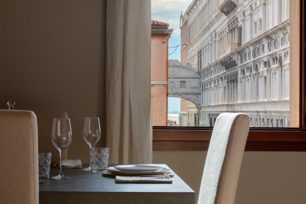 Bridge Of Sighs Luxurious Apartment Venezia Eksteriør bilde