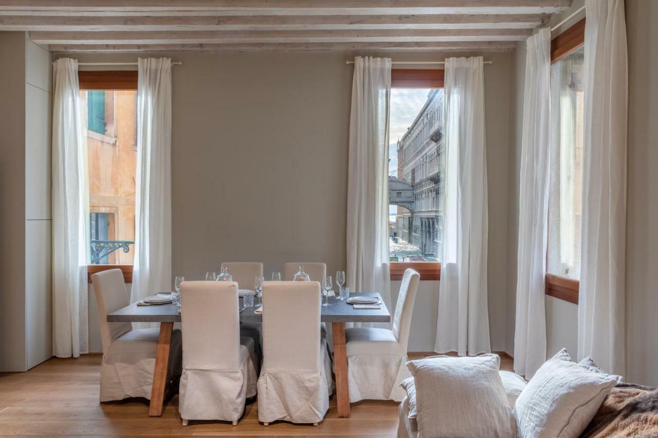 Bridge Of Sighs Luxurious Apartment Venezia Eksteriør bilde
